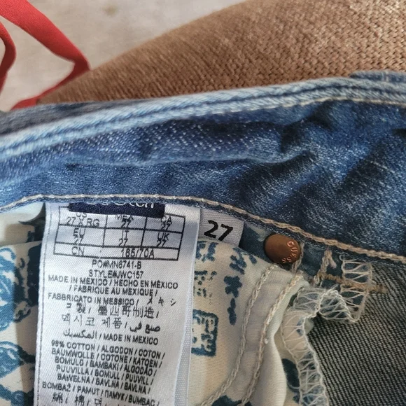 Jeans - Picture 12 of 12